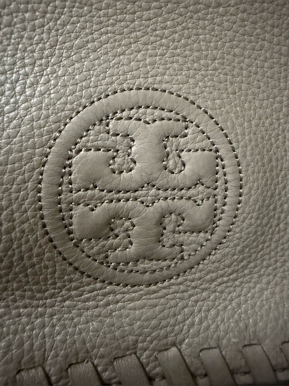 Tory Burch Marion Leather Whipstitch Crossbody - EXCELLENT CONDITION! - Picture 2 of 9